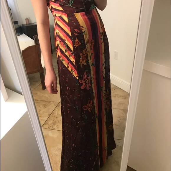 Gorgeous Anthropologie Dress - Picture 3 of 6